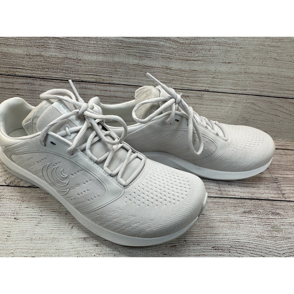 Topo Athletic ST-5 Women's Gray Minimalist Lace Up Running Shoes Size 9.5